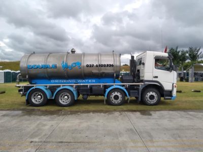 Double h2go bulk water tanker truck